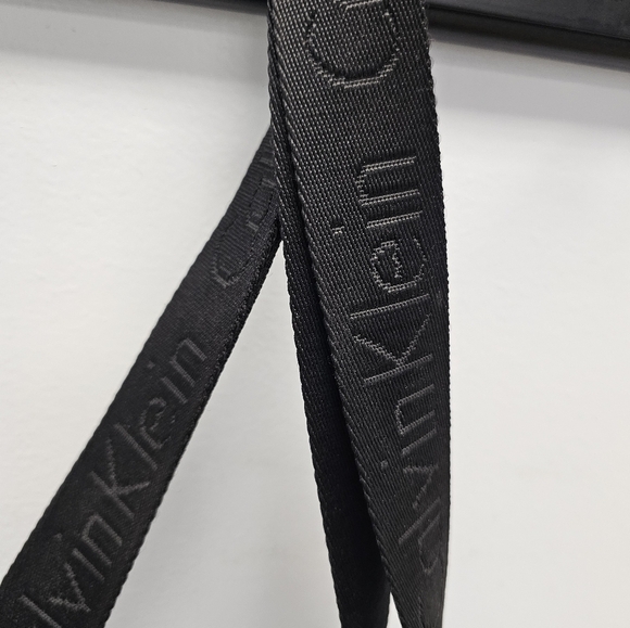 Calvin Klein Logo Athleisure Zipper Nylon Crossbody Bag Tote - Picture 9 of 10